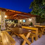 酒店 Georgia 3*