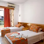 Georgia 3* 阿凡投