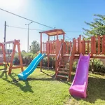 Georgia 3* 阿凡投